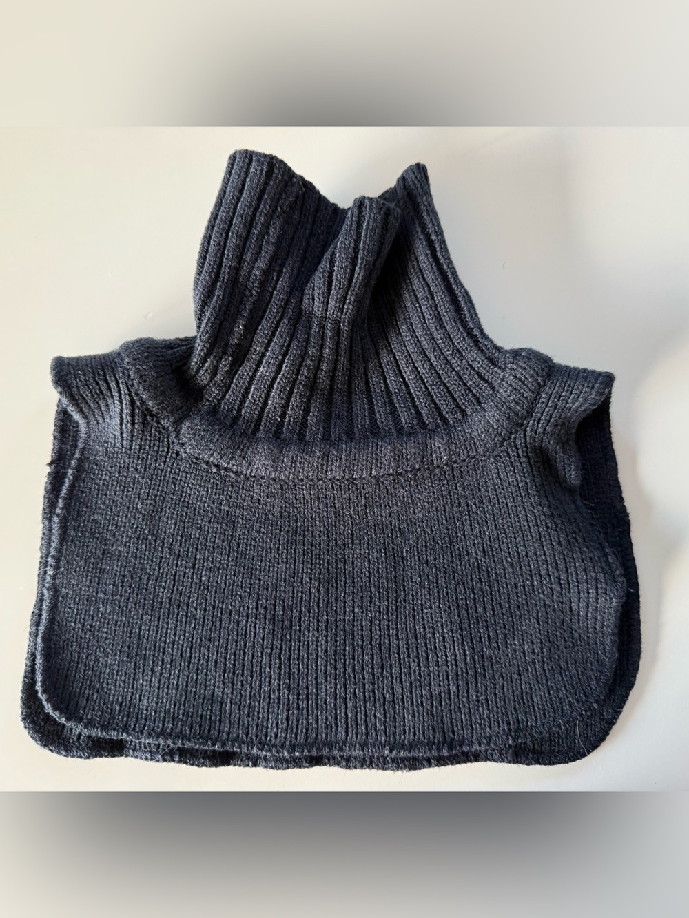H&M kids navy Ribbed Turtleneck Neck Warmer , 6 months to 3T